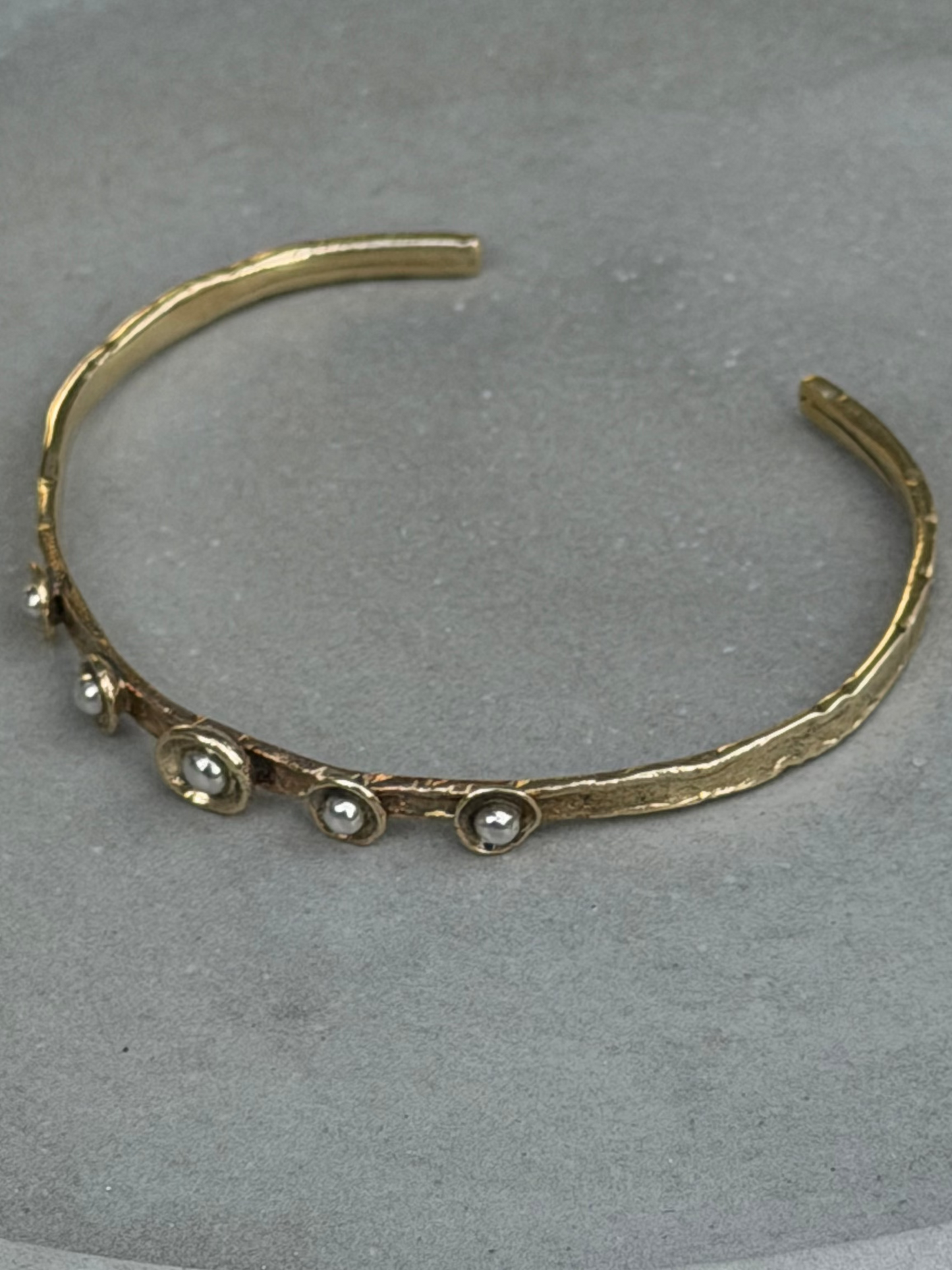 Handcrafted Bracelet with Silver Stones Naturally Composed