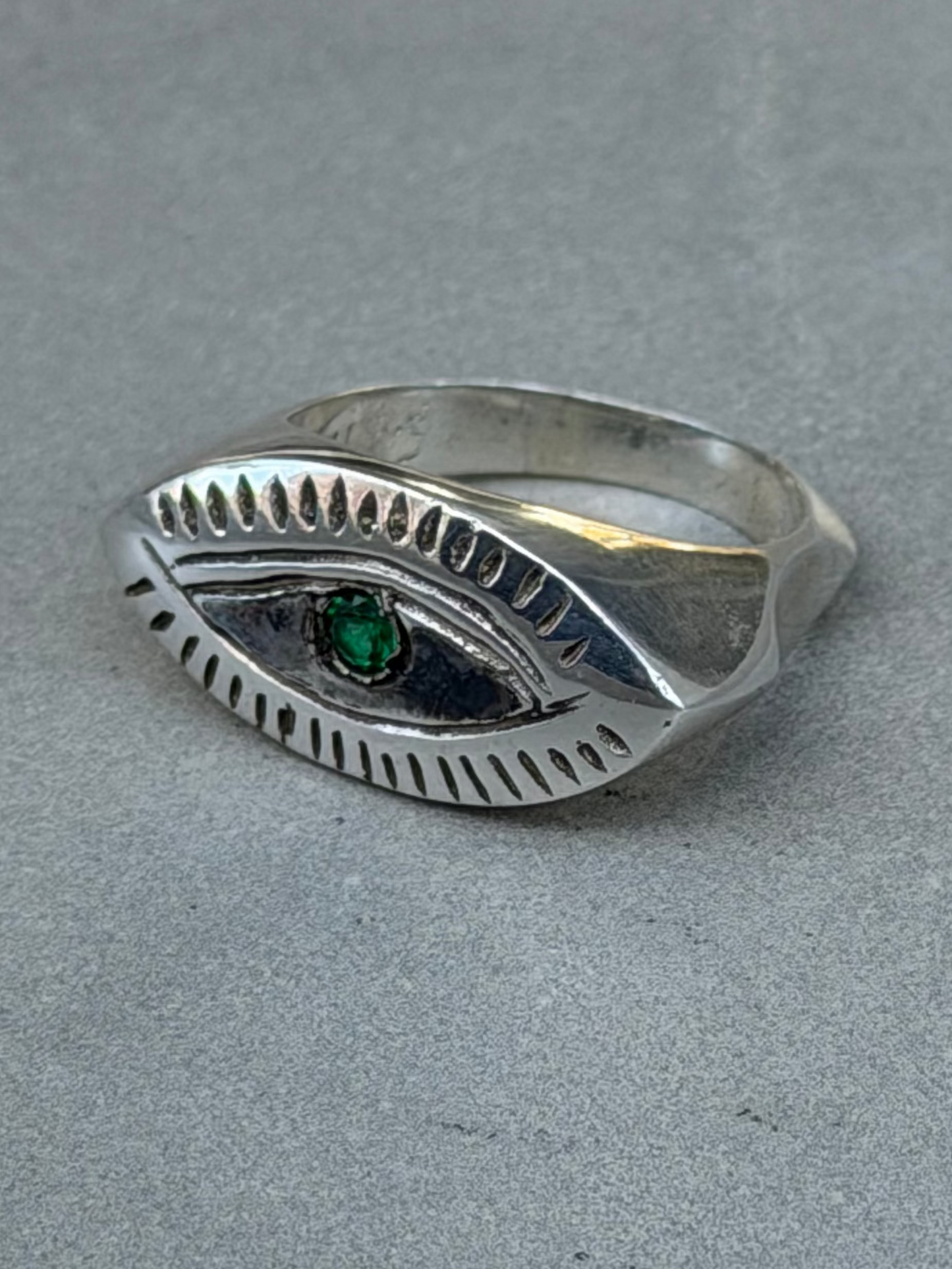 Handcrafted Guardian Eye Design Sterling Silver Ring with Emerald