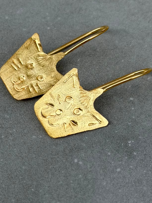 Handcrafted Sterling Silver Cat Face Design Earrings – 18k Gold Plated